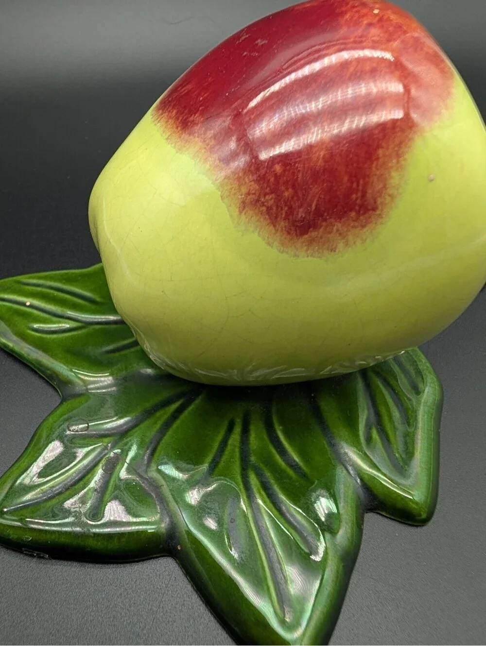 VTG Treasure Craft Pottery Green Apple Wall Pocket Planter MCM California Kitchy